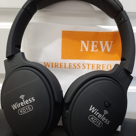 Wireless Bluetooth headphones KD 15 & KD 59 - Picture 6 of 13